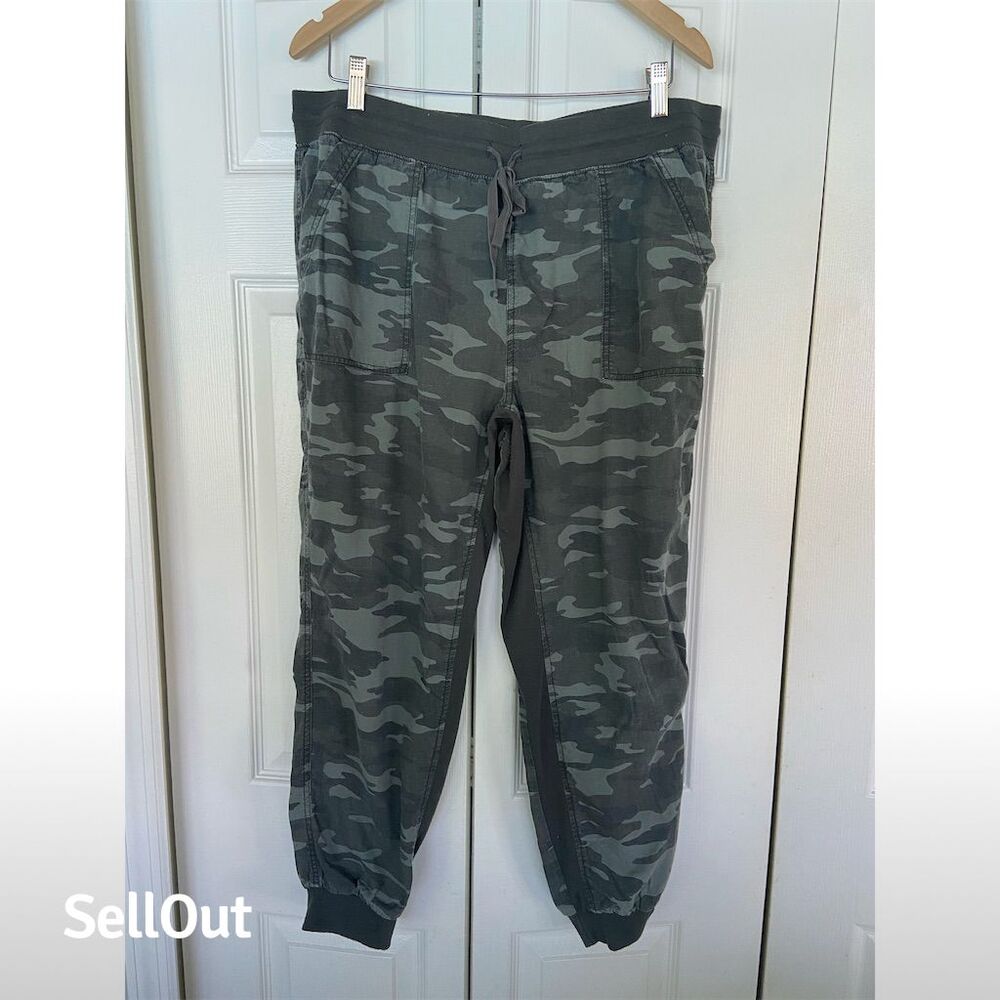 Seven7 Women's Camo Jogger Pants Green Size L Casual Elastic Waist